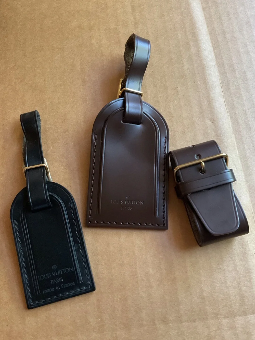✅LV PICK 1 set color, AUTHENTIC LEATHER TAG